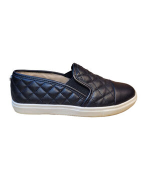 Steve Madden Women's Size 5.5M Zaander Slip On Black Quilted Shoes